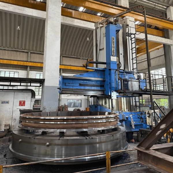 vertical turning lathe VTL machine for heavy metal casting machining at Sharma Technocast India