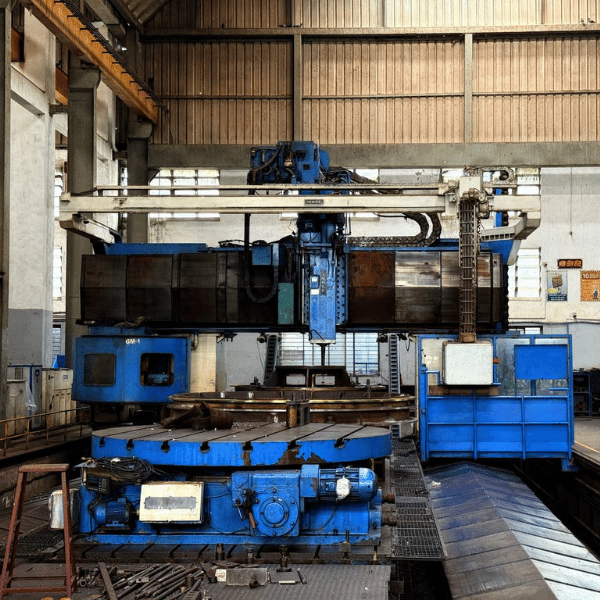 double column vertical turning lathe machine for heavy metal casting machining at Sharma Technocast India